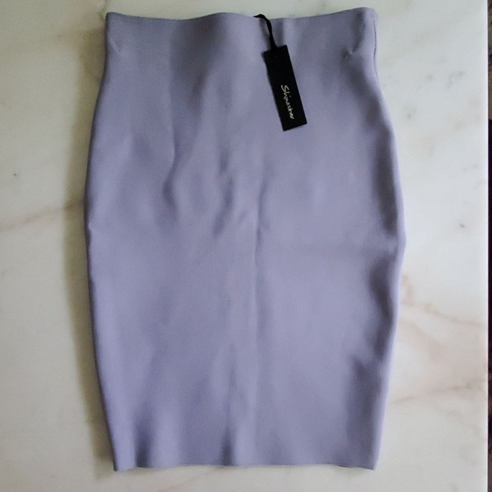 Like new knee length pencil skirt